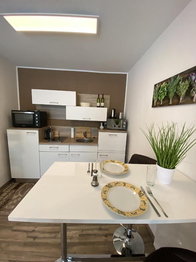 Ferienwohnung #Lowcosthighcomfortgoess Goss Exterior foto