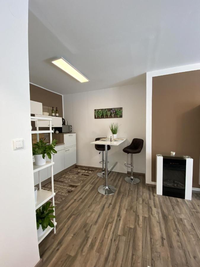 Ferienwohnung #Lowcosthighcomfortgoess Goss Exterior foto