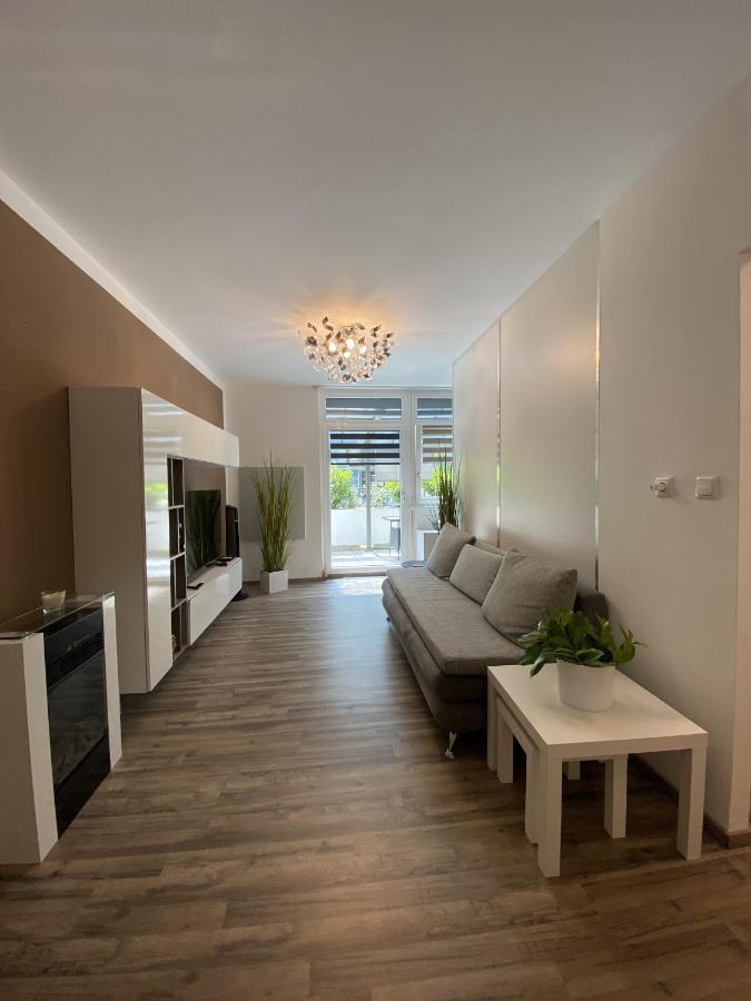 Ferienwohnung #Lowcosthighcomfortgoess Goss Exterior foto