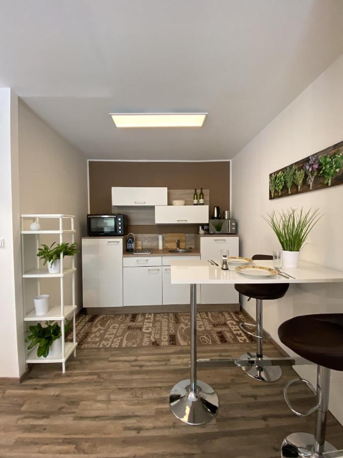Ferienwohnung #Lowcosthighcomfortgoess Goss Exterior foto